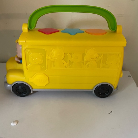 Coco melon bus - Picture 6 of 7